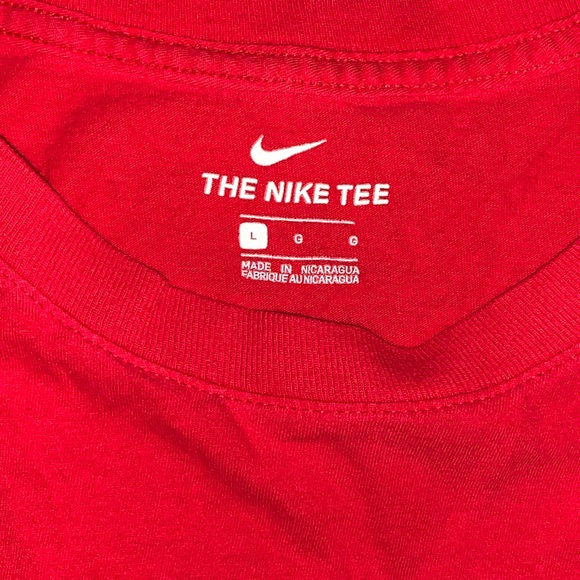 Nike Tee shirt - Picture 2 of 2